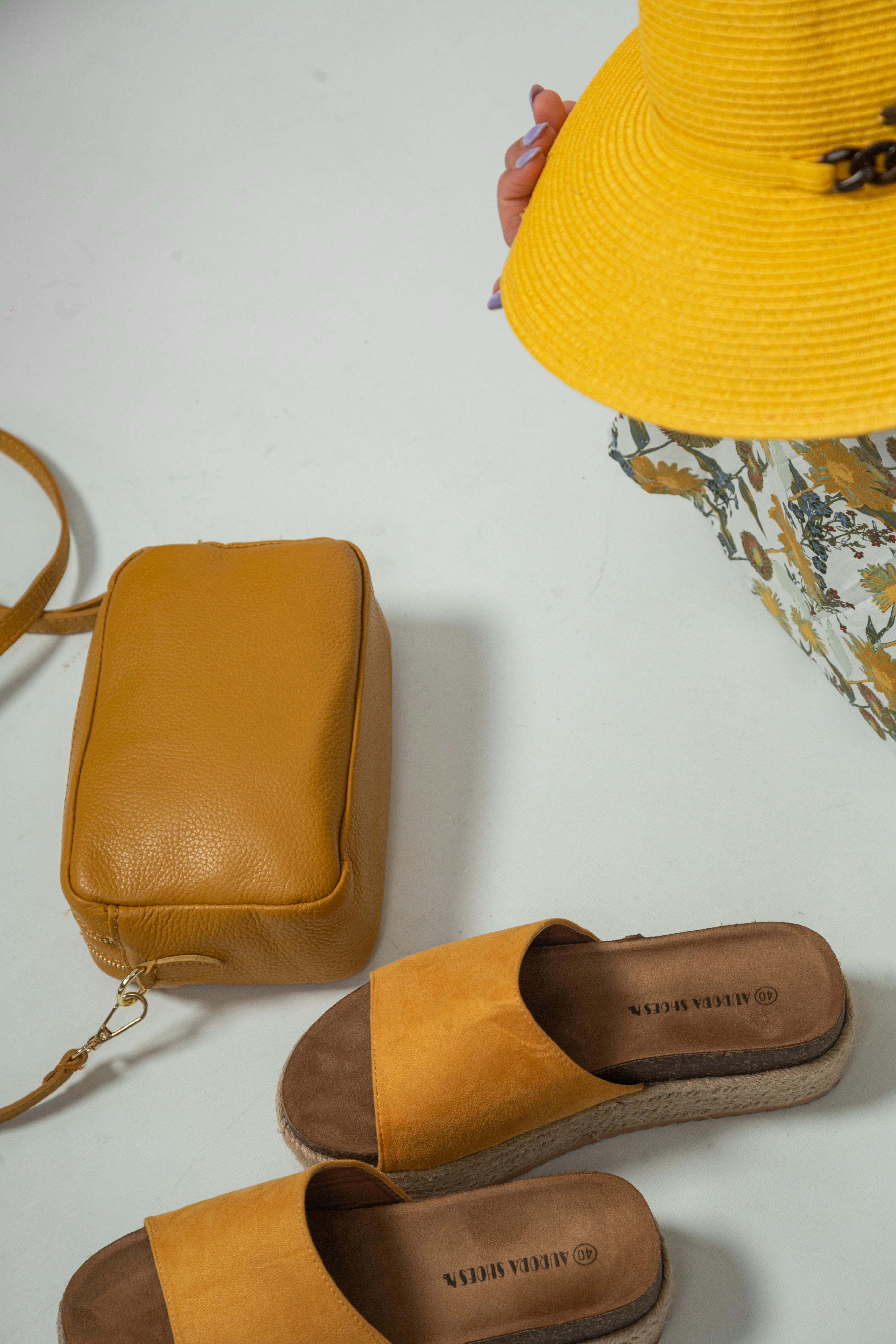 Upcycled wardrobe with eco-fashion – fashion trends 2025